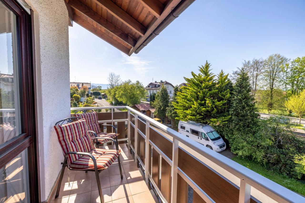 Ferienwohnung Seeblick Mit Blick Auf Die Alpen Wasserburg Exteriör bild